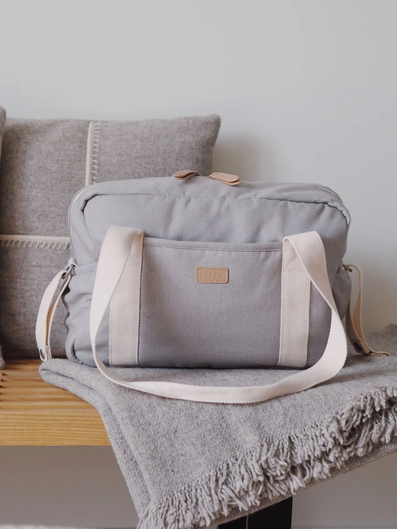 Sac A Langer Paris Pearl Grey*BÉABA Sale